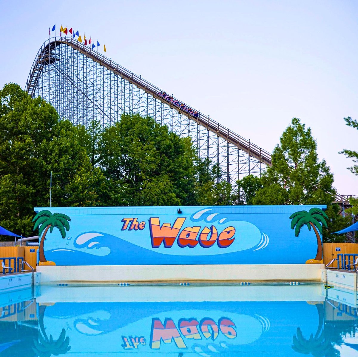 Holiday World tweet media