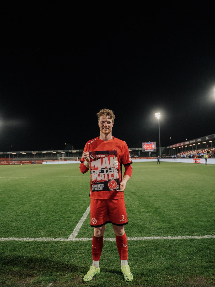 AlmereCityFC's tweet image. Voor het eerst scoren in het Yanmar Stadion - en meteen twee keer raak. Verdiend uitgeroepen tot Enreach Man of the Match: Ferdy Druijf 🔥

#AlmereCity #BetterTogether #ALMDOR