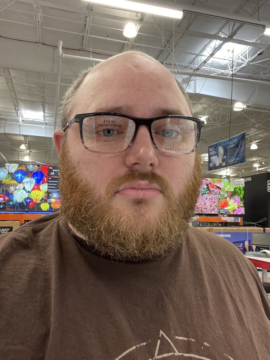 🐻🔽 Rob🎧 tweet media