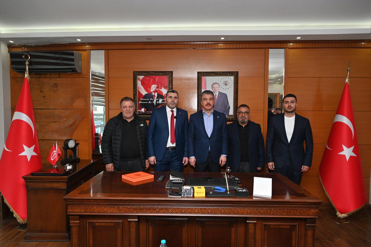 AK Parti İstanbul 3. Bölge Milletvekilimiz Cüneyt Yüksel, AK Parti Büyükçekmece İlçe Başkanımız Rasim Yağar, Kadın Kolları Başkanımız Birgül Sarı ve İl Başkan Yardımcımız Bahar Çavuş ile birlikte kıymetli yönetim kurulu üyelerimizi ağırladık.

Samimi bir ortamda gerçekleşen