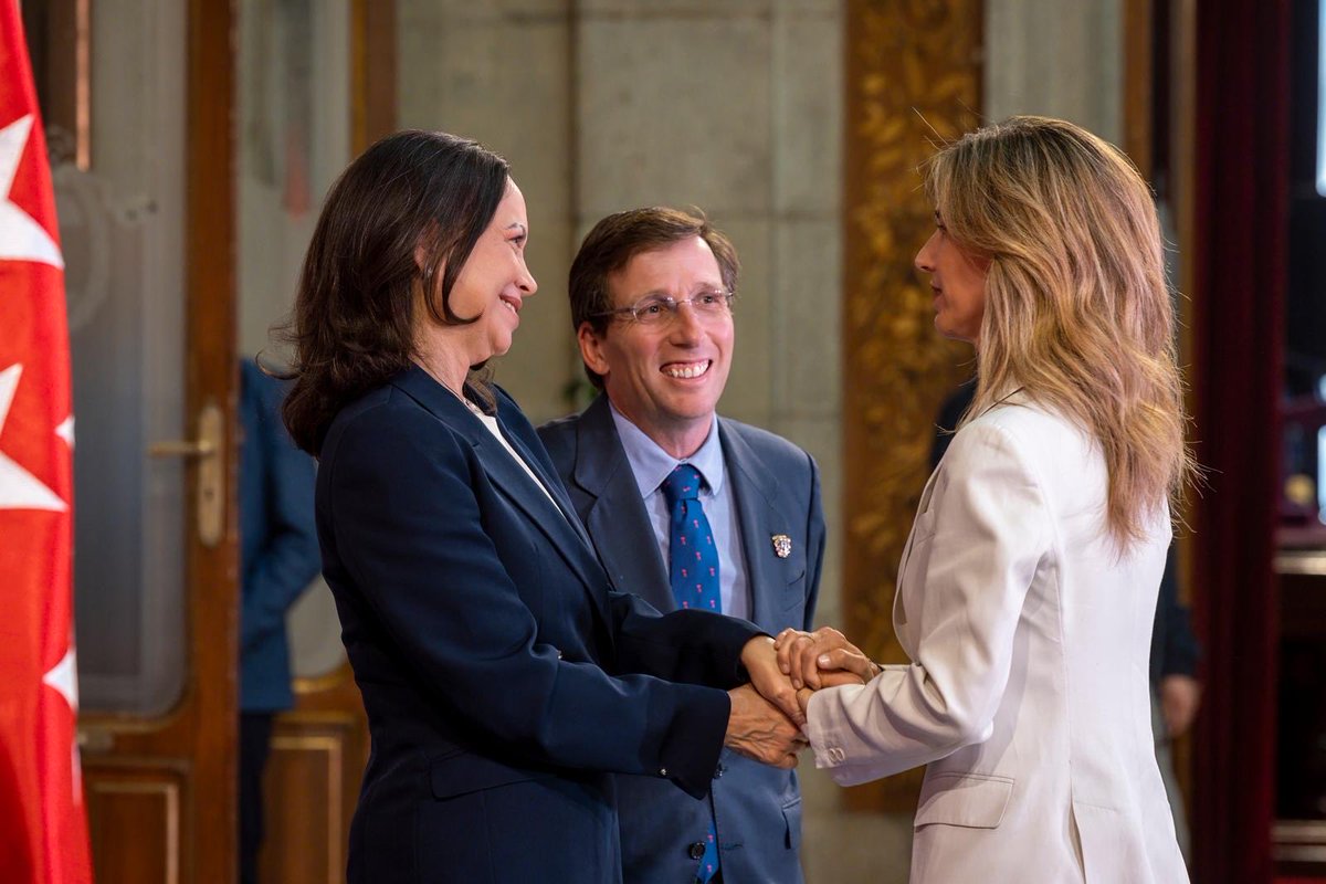 Cayetana Álvarez de Toledo tweet media