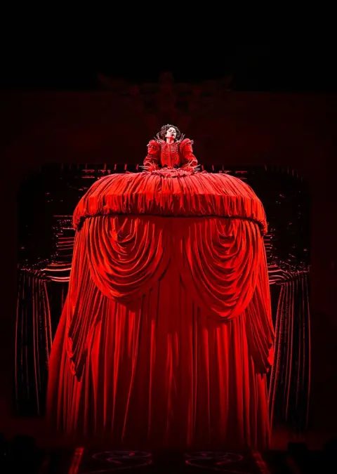 ⋆⭒˚ᶠᵃⁿ she thinks her piss is wine ⋆⭒˚ tweet media