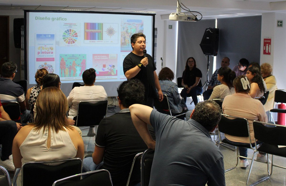 CONAPO_mx's tweet photo. Hoy se llevaron a cabo las "Jornadas de Integración y Articulación Institucional" dirigidas al personal que labora en la #STConapo. En esta ocasión se presentó el trabajo de la Subdirección de Desarrollo Editorial. https://t.co/CyV2IFQZt5