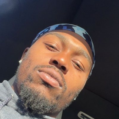 D. Rob👻 tweet media