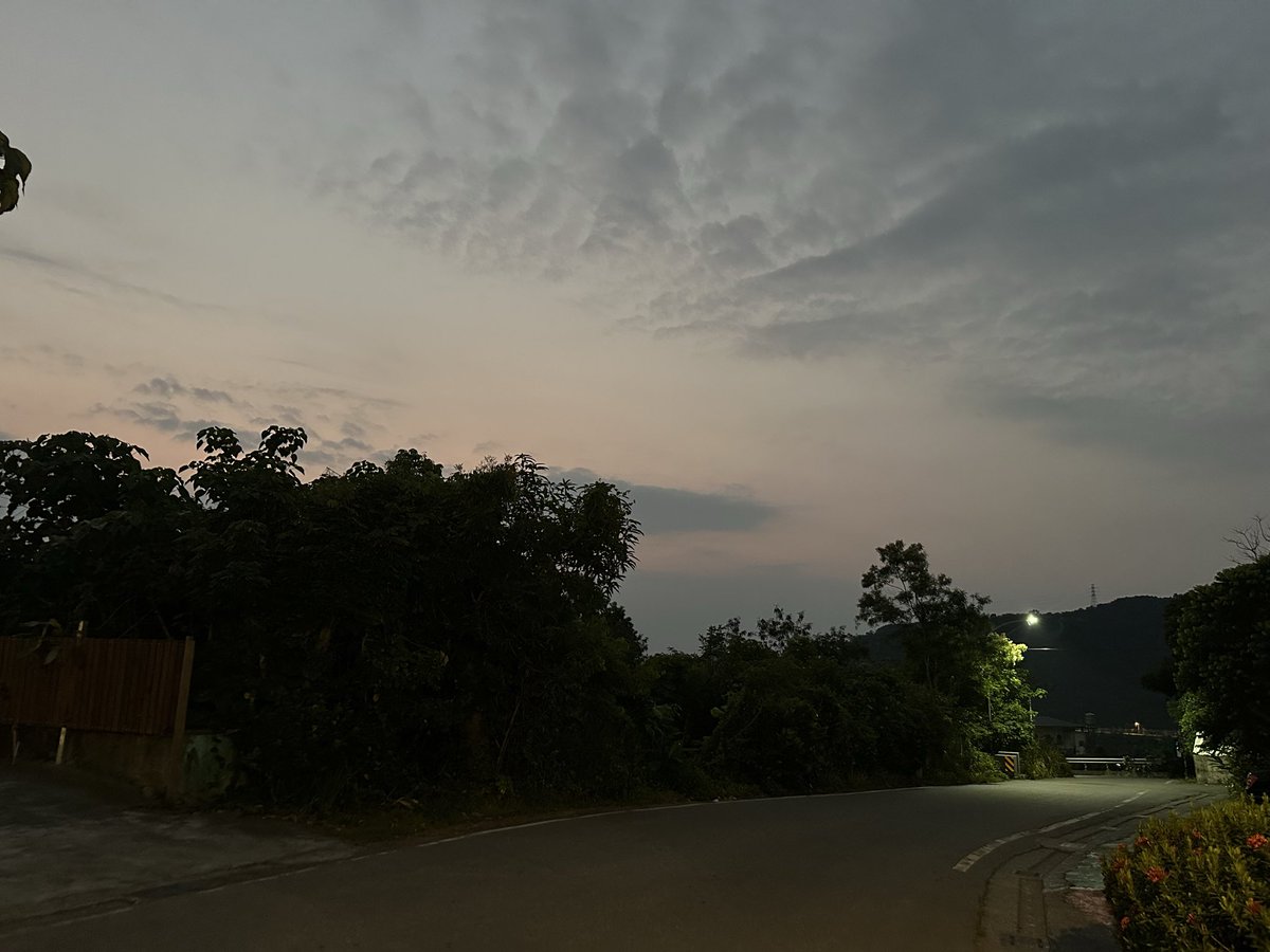 C/U 台南情侶 tweet media