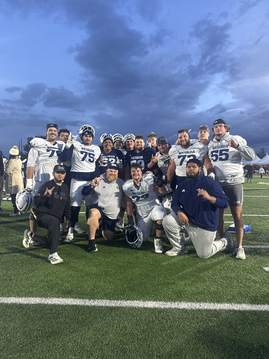 CoachYzaguirre's tweet photo. Get To vs Got To.
#BattleBorn
#TheUnion https://t.co/7bhvTWN72R