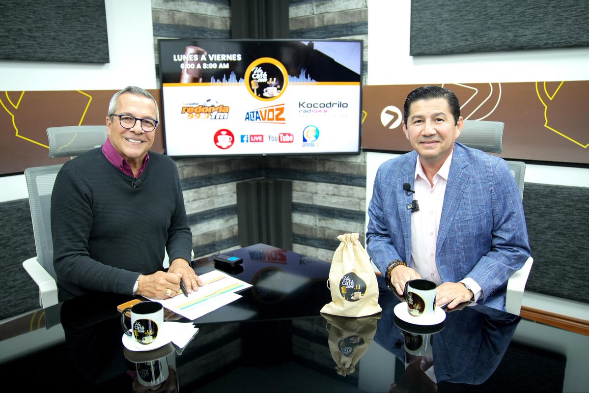 PacoRector's tweet image. Compartimos una entrevista en el programa “Un Café con JJ” junto a Jimmy Jairala.

Reafirmando mi compromiso con la transformación de la Universidad de Guayaquil, impulsando una educación de calidad, inclusiva y al servicio de la sociedad.

#UniversidaddeGuayaquil
#UG