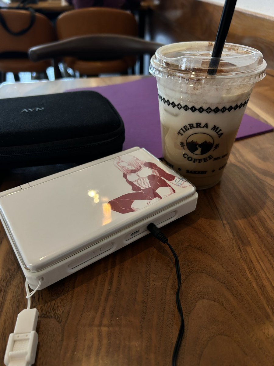 AceyAndres's tweet image. i missed you tierra #trunks