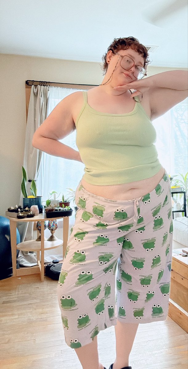 ⚢ bunny🧡🤍🩷 tweet media