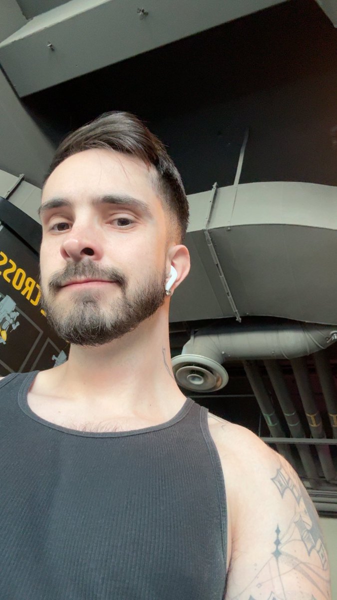 Gay Chaos™️ tweet media