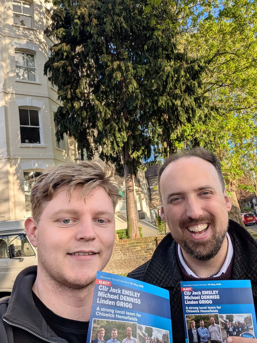 CBIConservative's tweet image. Teams have been out across the Borough this sunny Friday evening ☀️

Very clear that voters are fed up with Hounslow Labour 

🗳️#VoteConservative on May 7 to #fixHounslow