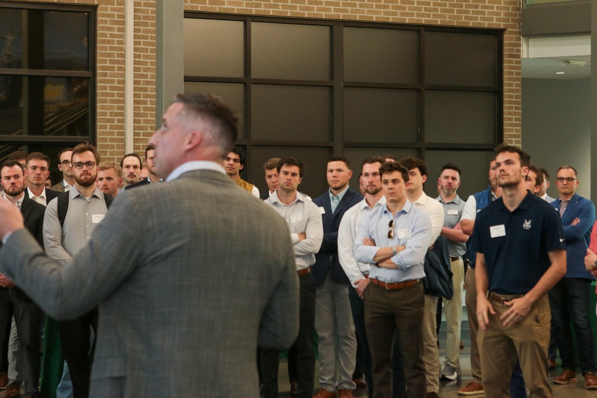 Saint Xavier High School tweet media