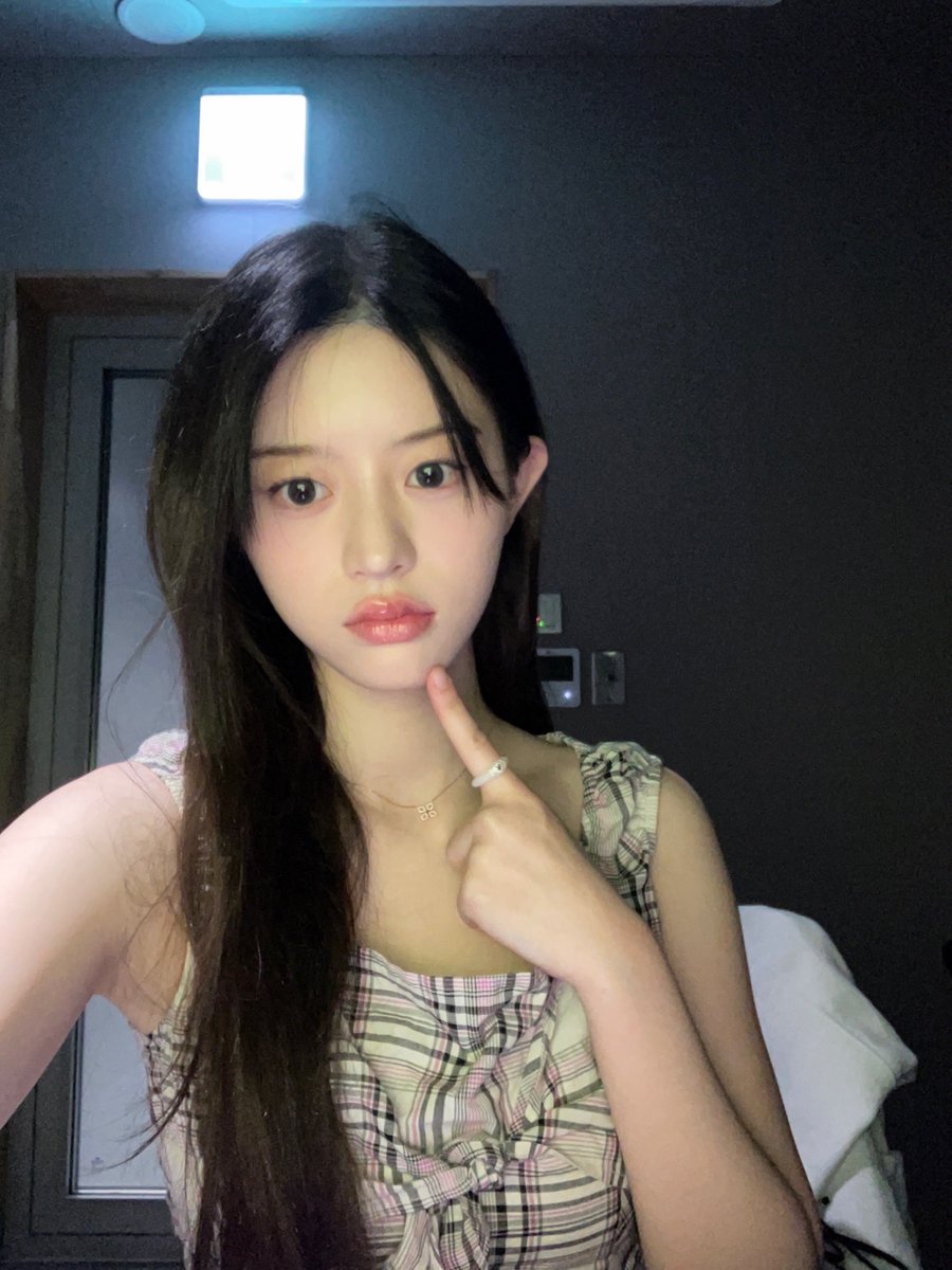 minju pics tweet media