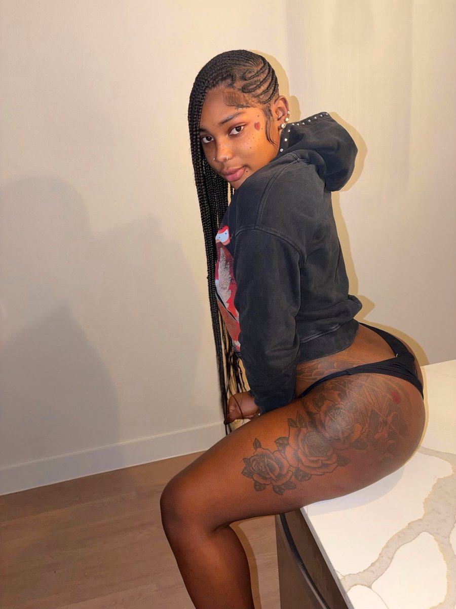 Dominican Mami 🫦 tweet media