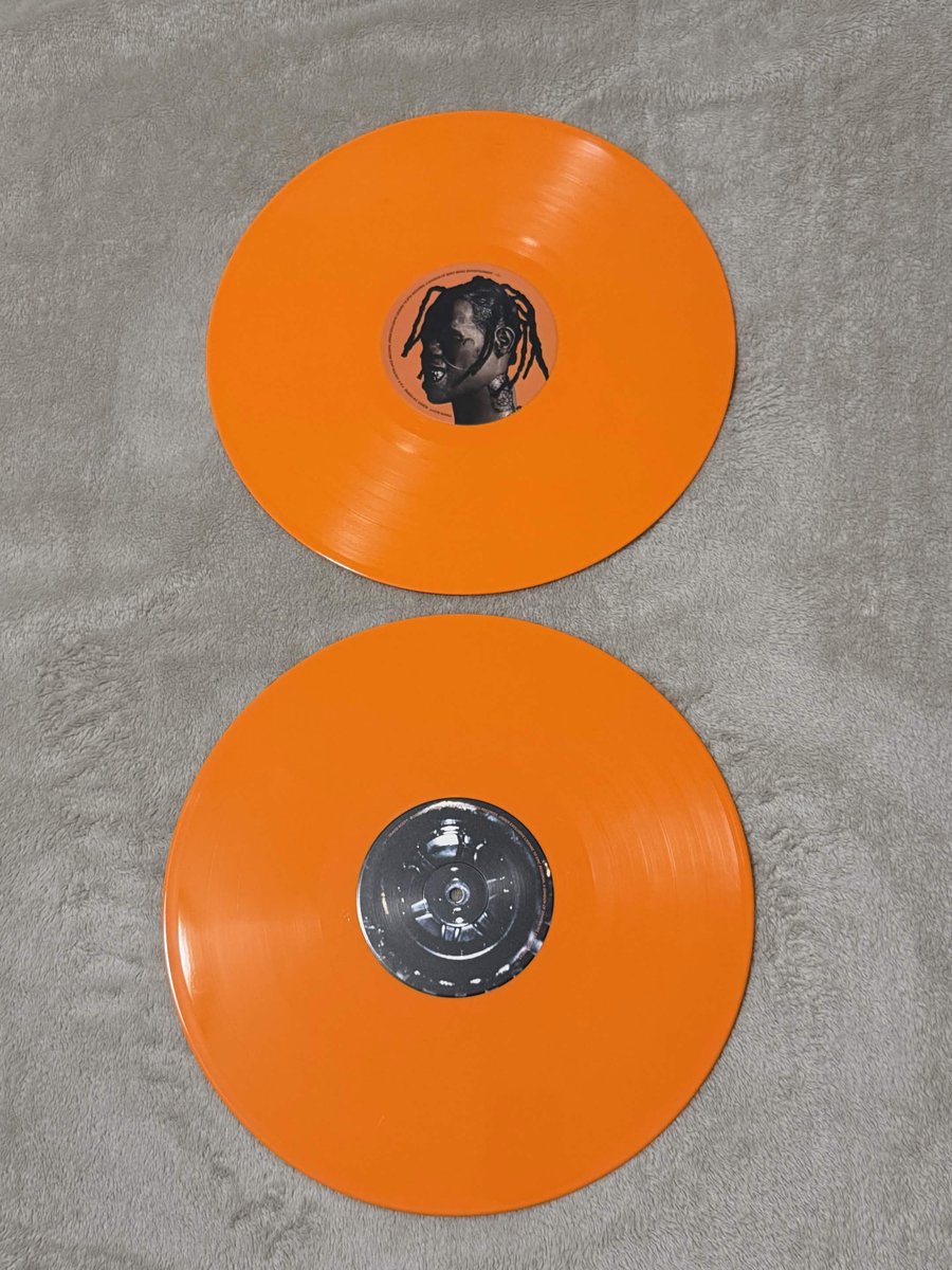 🚨 First Look Travis Scott - Rodeo 10th Anniversary Sincerely-T