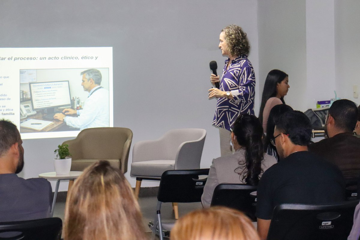 Clínica de Occidente Cali tweet media