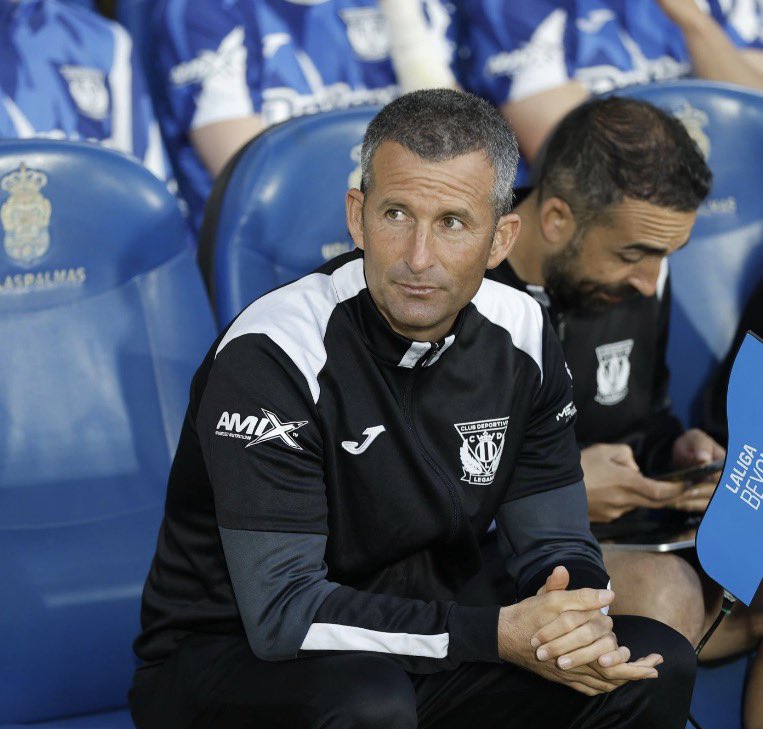 LegaFᴀɴᴛᴀsʏ tweet media