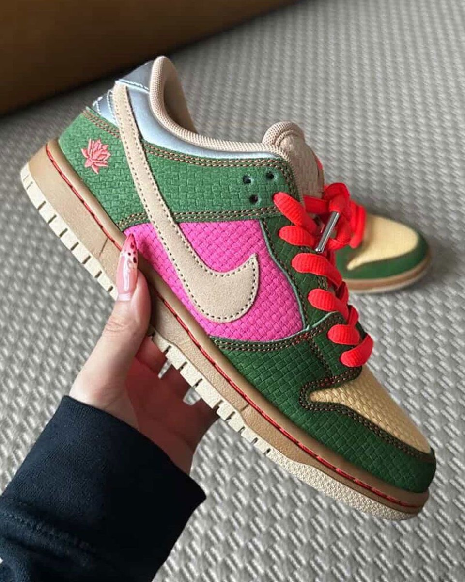 Sneakerologue tweet media