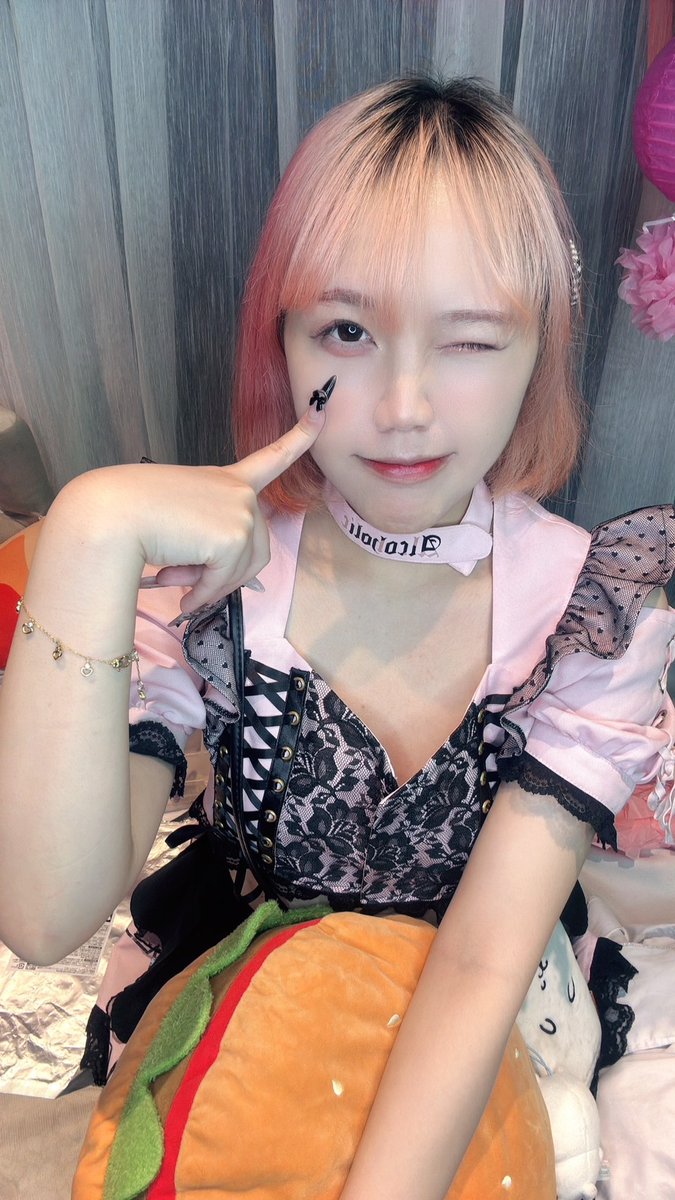 alcoholic_tw's tweet image. 本日診察予定のナースちゃんはこちら❣️
💜けちゃっぷ（@alcoTW_kecyappu ）
💊はろな（@alcoTW_halona ）
💜いま（@alcoTW_ima ）
💊あずさ
💜すみえい（＠alcoTW_sumiei ）
💊さつき
💜ねる（@alcotwn_neru ）
💊はやみ（@alcoTW_hayami ）
💜もも
💊あかり（@alcotwn_akari ）
💜あく
💊さき
#台灣