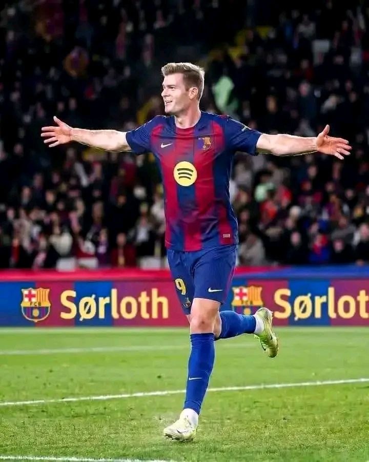 ساخر ⚽️ tweet media