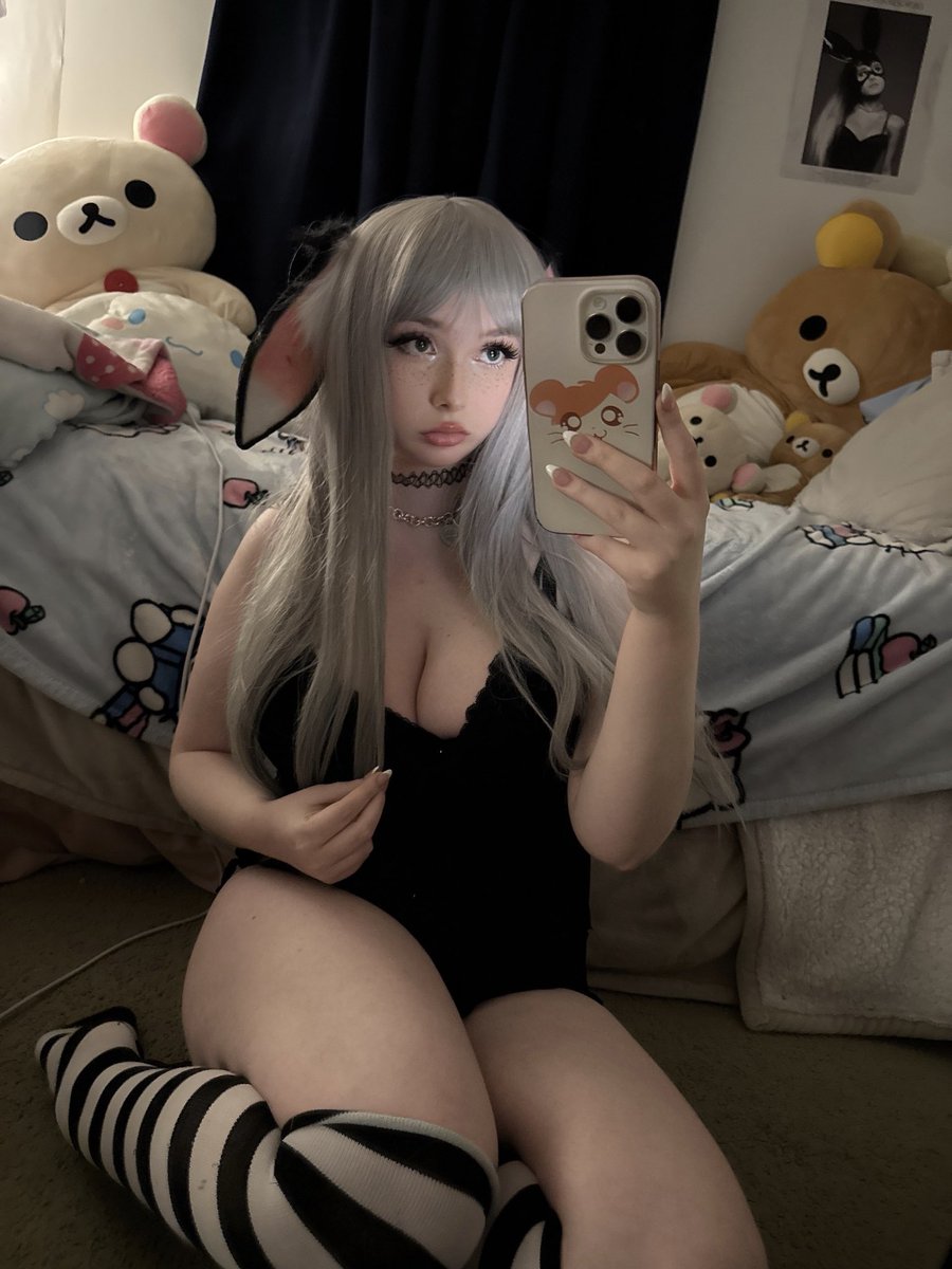 julie 🦴 tweet media