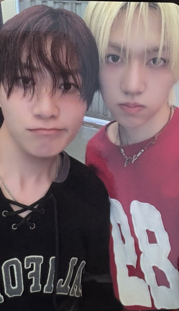 anjemstkrk's tweet photo. 260418 음중 모디세이 공방포카 양도

쑨헝위 판저이 B ver.
3.0
현장거래 가능

https://t.co/vZB1CBzAde

MODYSSEY 쑨헝위 판저이 리즈하오 린린 쉬에수런 이첸 로완 헝위 자오광쉬 안차우윗 로완 음악중시 사녹 사전녹화 역조공 포토카드 미팬 https://t.co/9RNbx55l7P