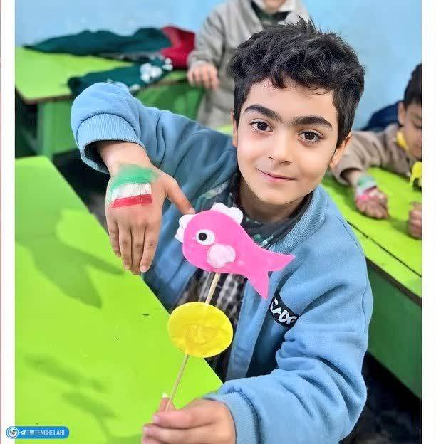 آزاده ایرانی🎒 tweet media