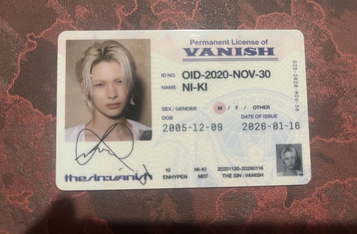 trixie 🍋‍🟩 VAI VER O ENHA tweet media