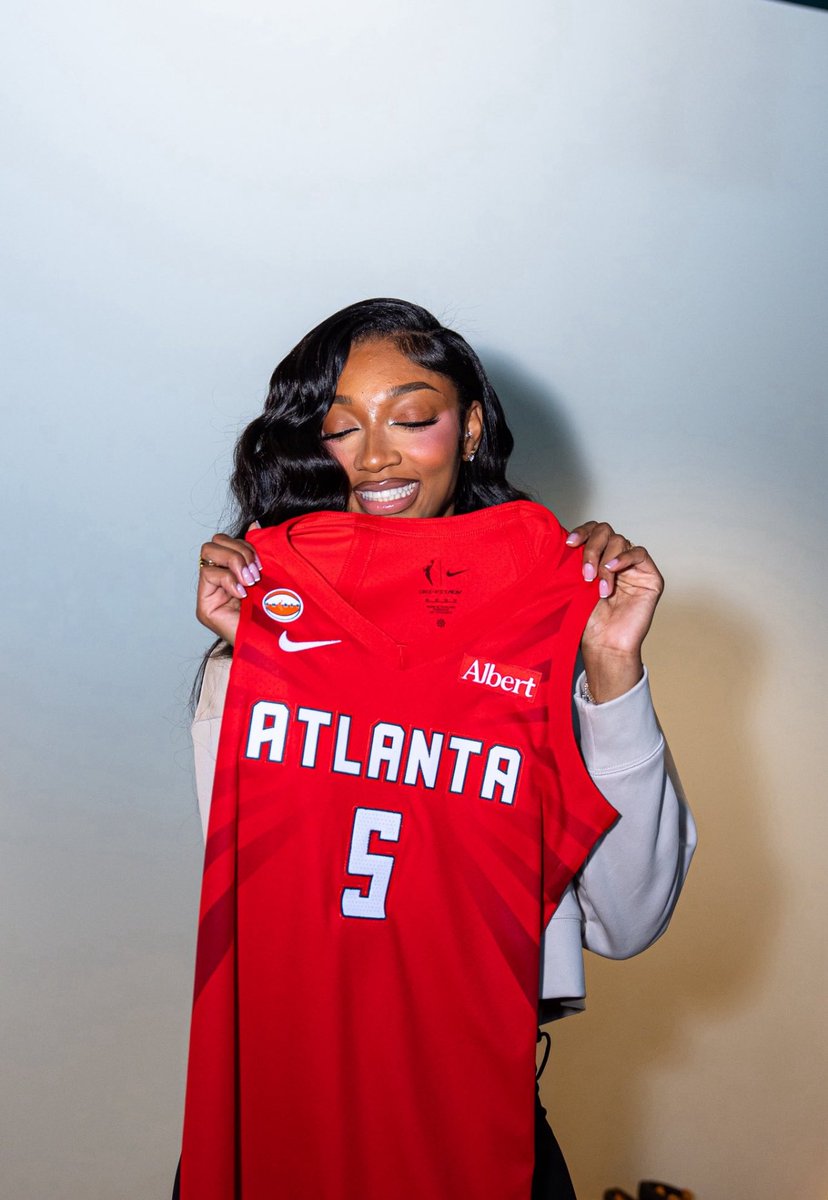 ATL Barbie. tweet media
