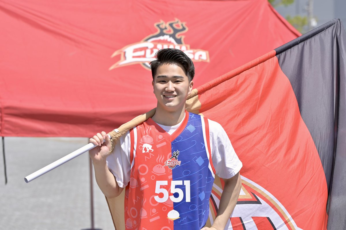 Mr_Dreams11's tweet image. 旗振りはドンちゃん以外考えられないし
ギャグ系はおとはちゃんしかおらんやん😥

#大阪エヴェッサ
#BT