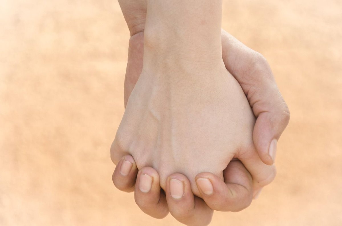 AbuzzPress's tweet image. “I just want to write books, and have somebody help me through the publishing process.”
writersweekly.com/ask-the-expert…

#publishingindustry #PublishingJourney #AuthorCommunity #newauthor #publishedauthor #writersweekly #booklocker