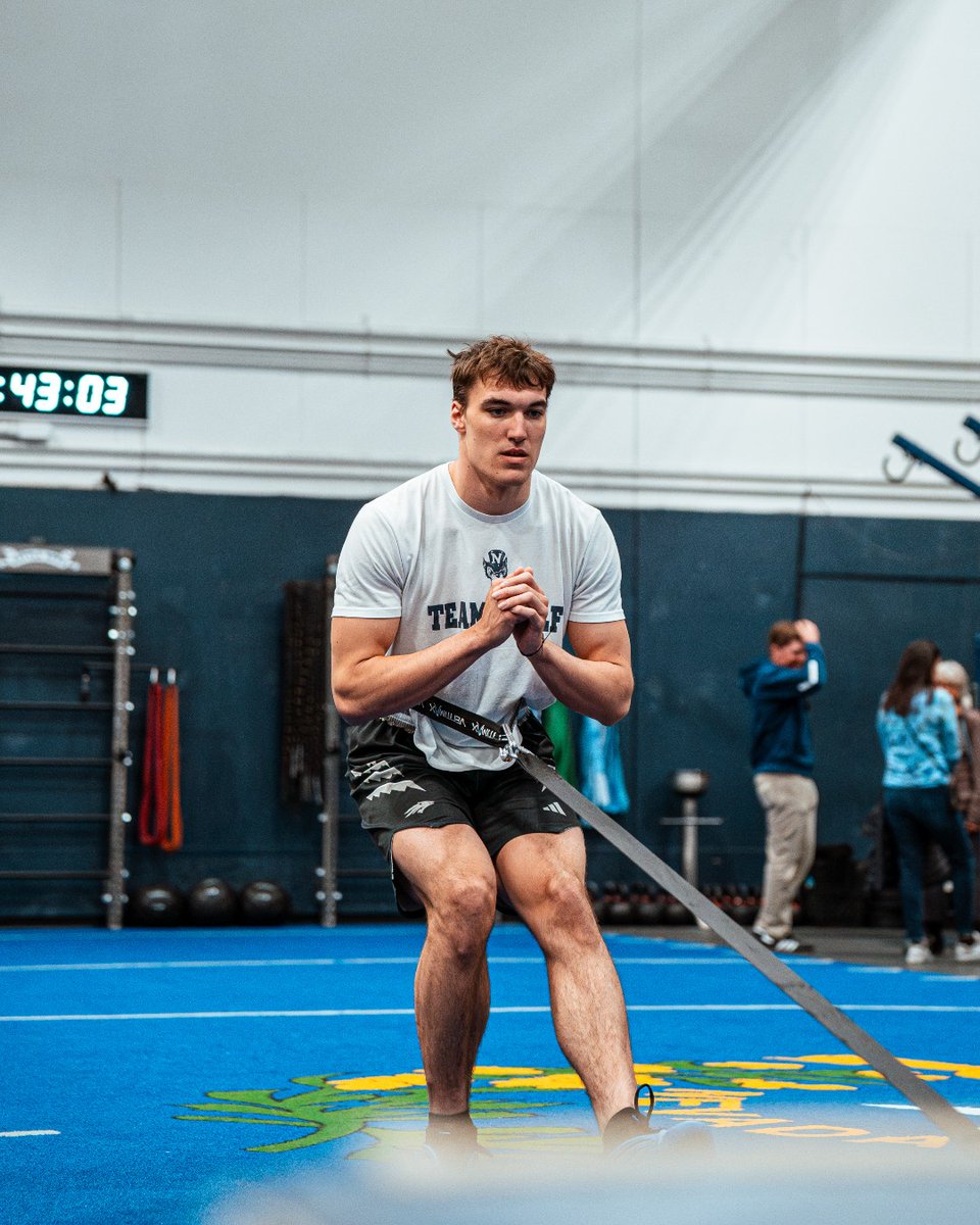 NevadaHoops's tweet image. 🏋️‍♂️ 📈 

#BattleBorn | #PackParty