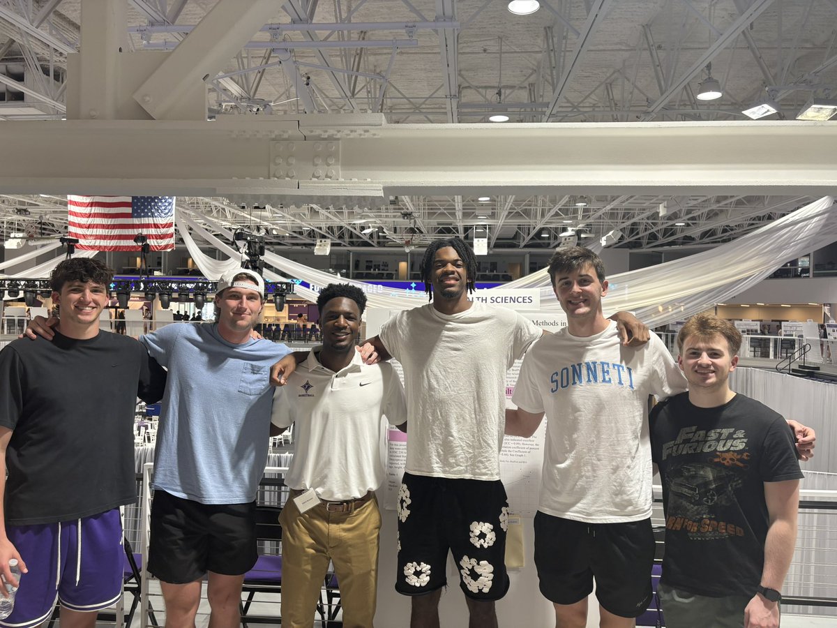 Furman Basketball tweet media