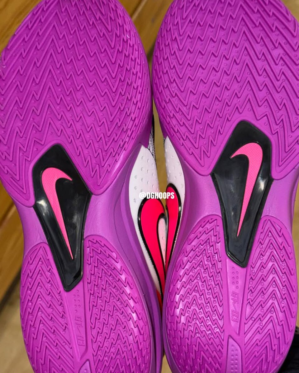 Complex Sneakers tweet media