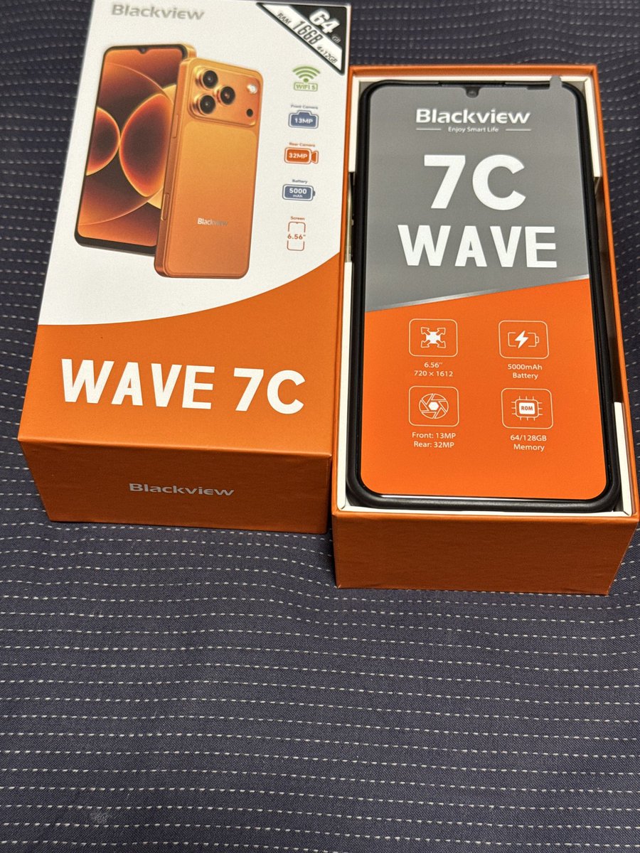 mchouse's tweet photo. iPhoneのパクリスマホ
blackview 7c wave
15000円！ https://t.co/HX5ogOureS
