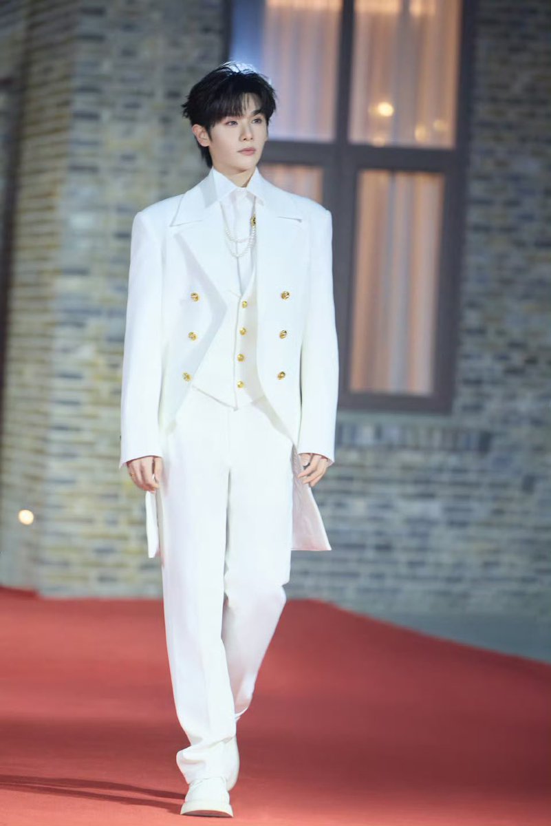 ᴍᴏᴍᴍɪɴɪɴᴇ ✧🍓.* ༘ tweet media