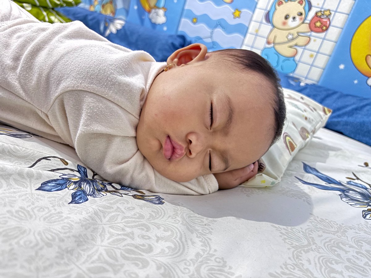 septianiw_1237's tweet photo. Pipi pun ingin berteriak “lepaskan aku” 😂 https://t.co/J2fI5f2LKp