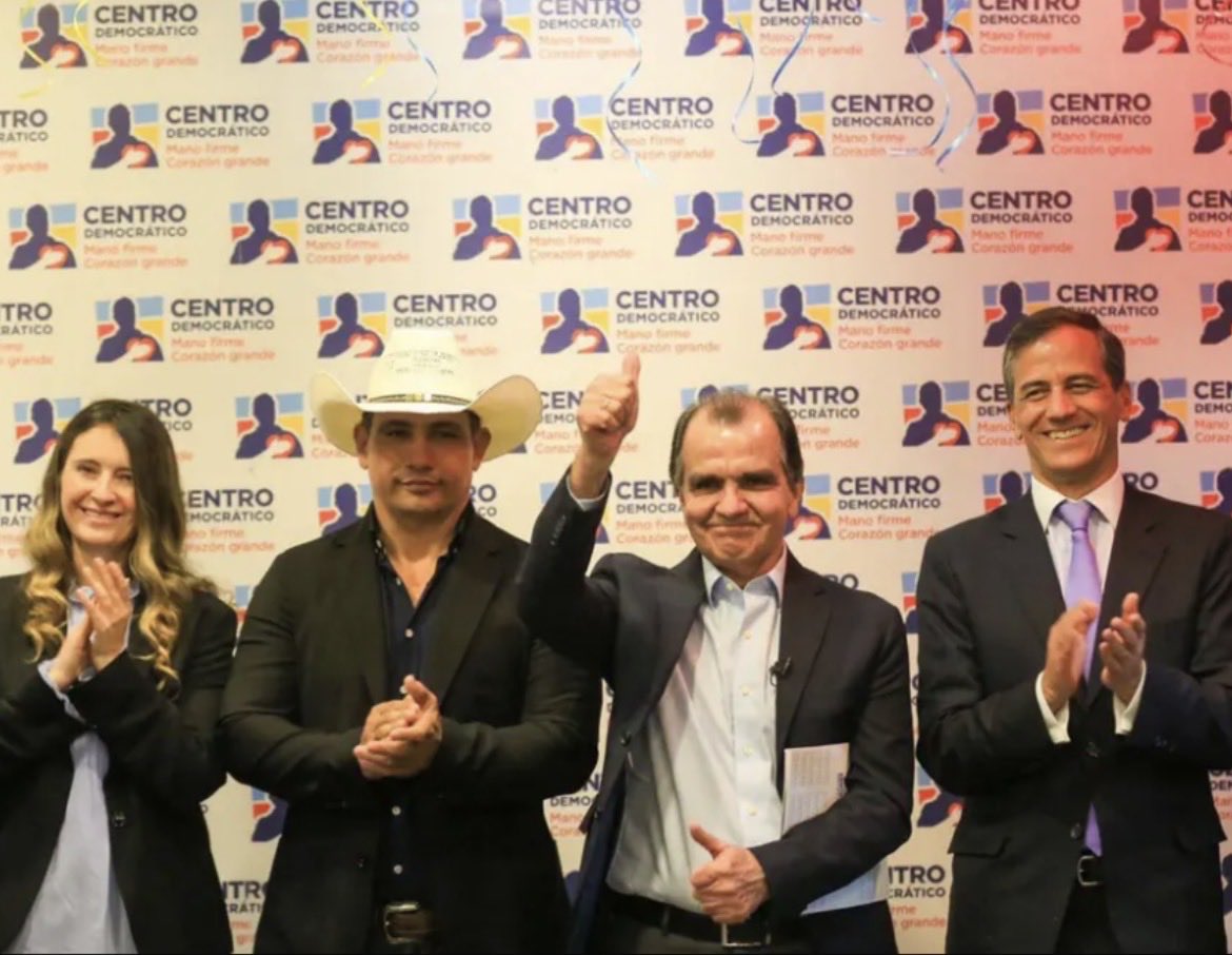 JUA CARLOS tweet media