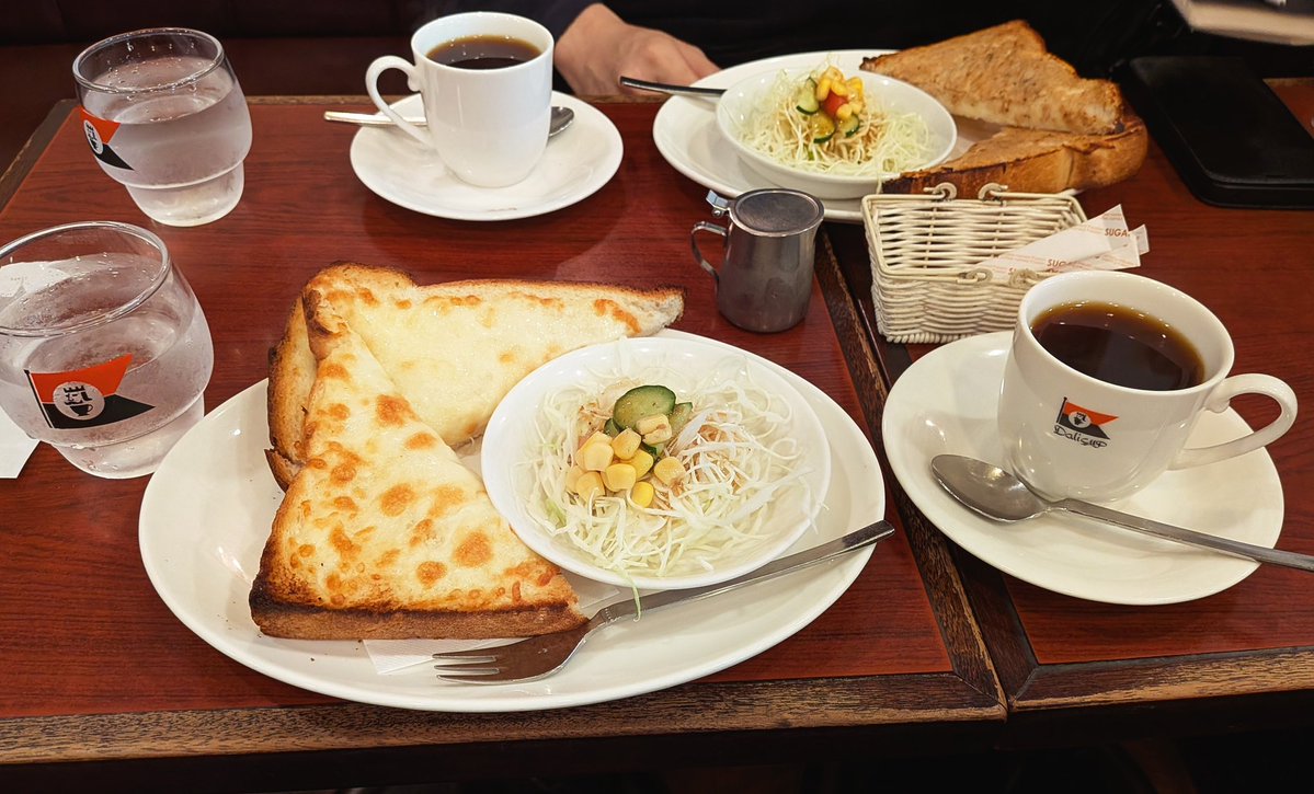 べべ（べに山べに子） tweet media