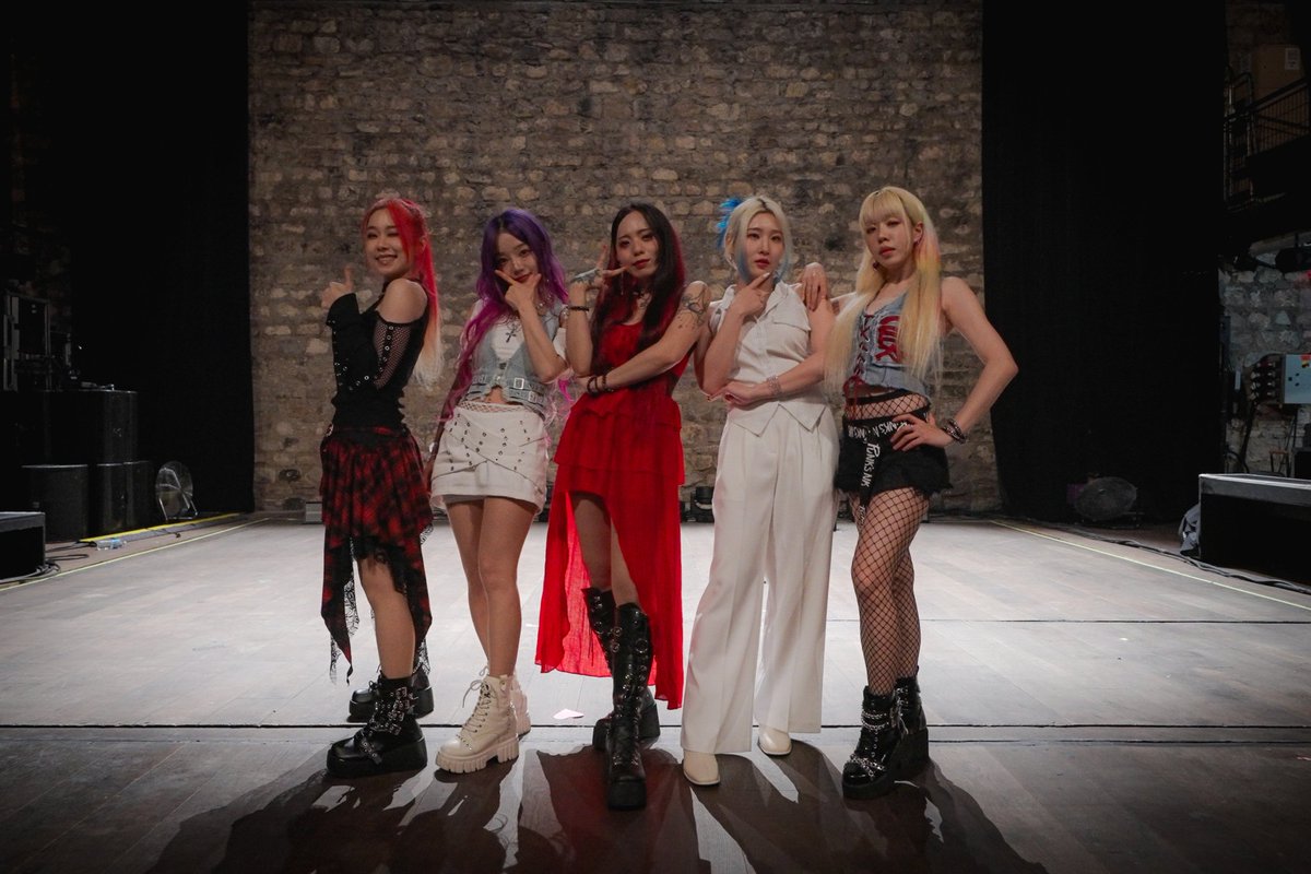 Rolling Quartz Official tweet media