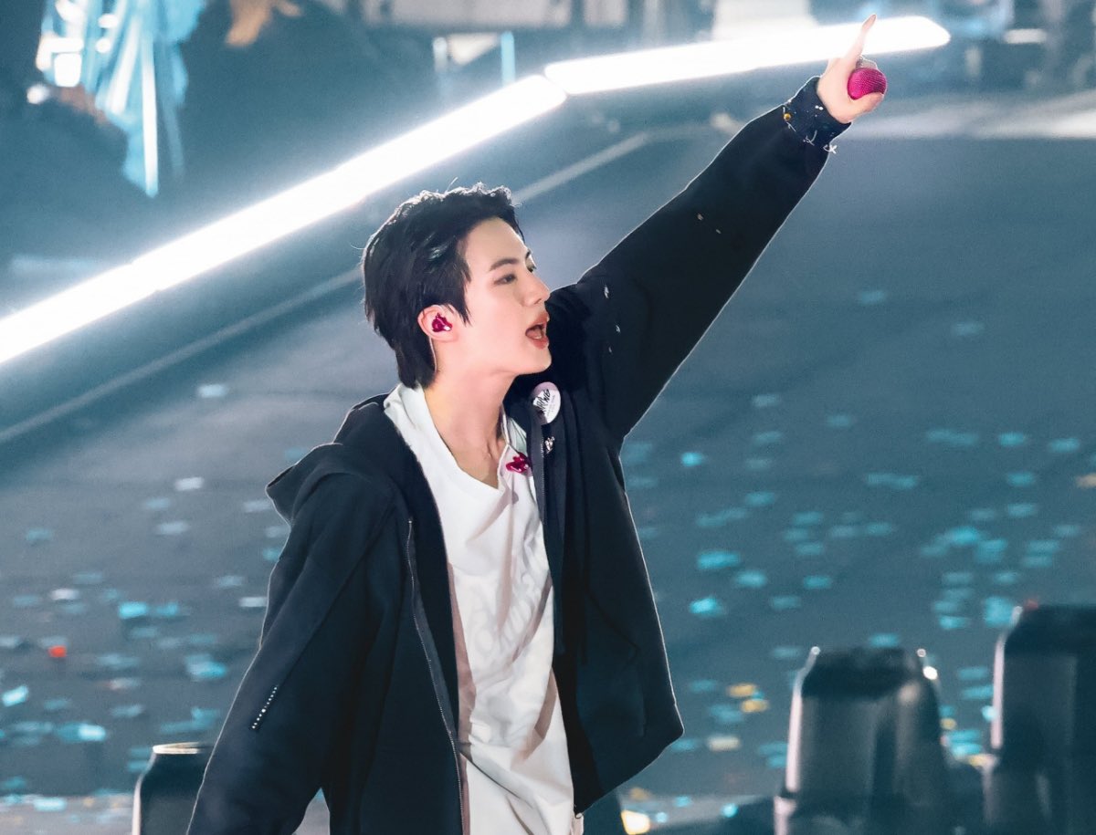 HJ! 🇺🇸 tweet media