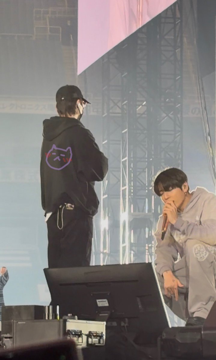 にしの tweet media