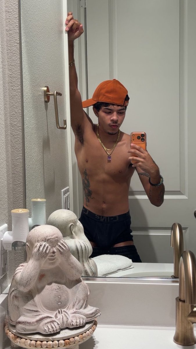 Jesse Gomez tweet media