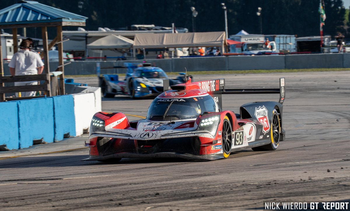 GTxREPORT's tweet image. ☝️ Nick Yelloly Takes GTP Pole in No. 93 MSR Acura Amid Strong IMSA Qualifying Showing at Long Beach

Read the full GTP qualifying recap here
👉gt.report/KDaHO

#IMSA #Acura #LongBeach