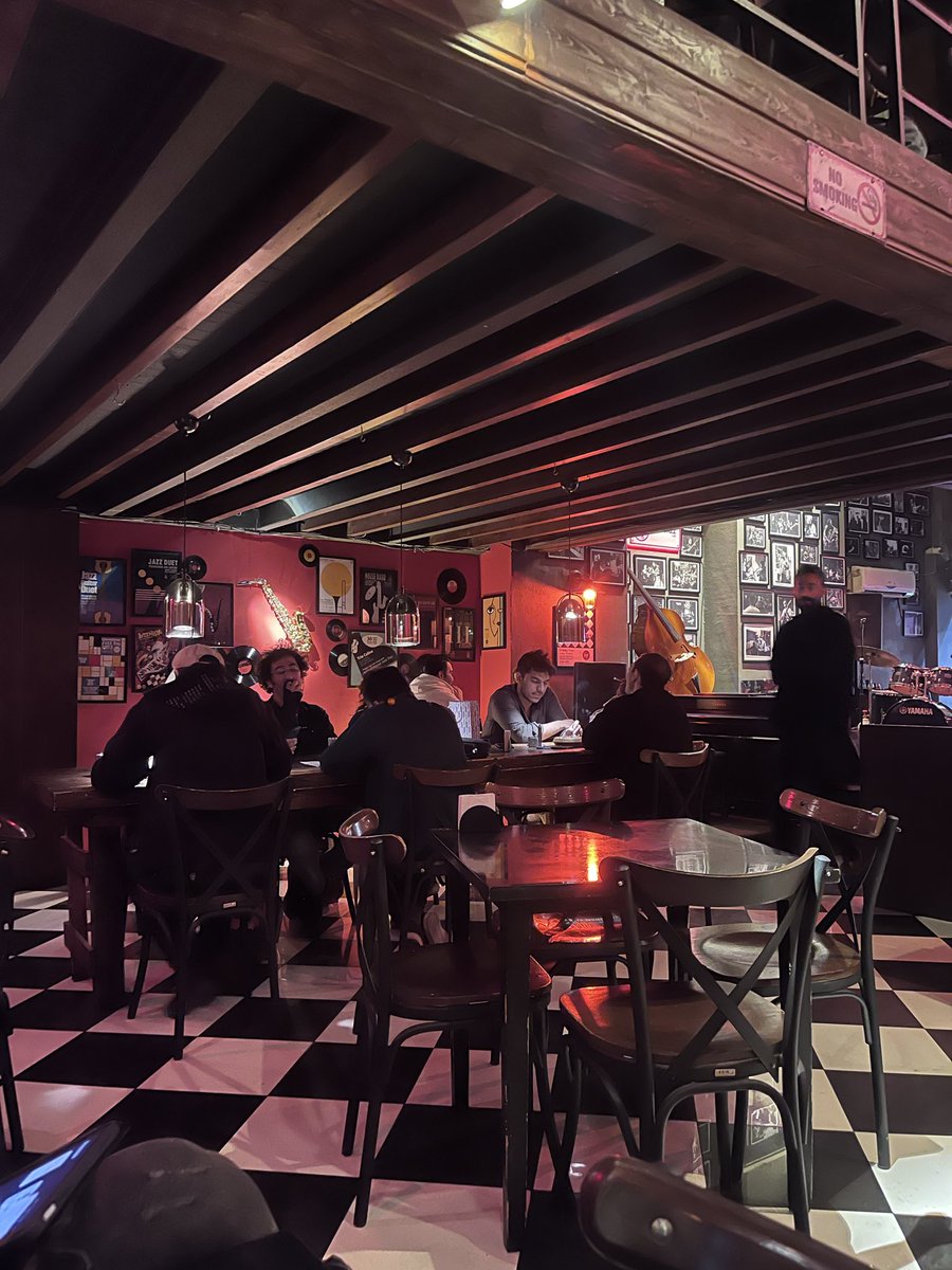 Ali Ziaee tweet media