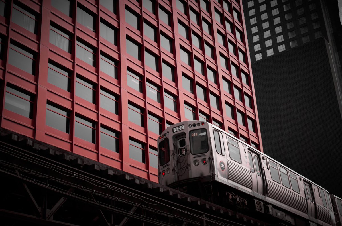 UnsortedPhotos's tweet photo. I'm in ATL this weekend, so why not some Chicago scenes? https://t.co/MwOSRrJbWs