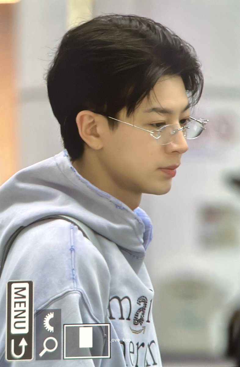 260418 HND #아이콘

#윤형 #바비
#SONG #BOBBY #iKON