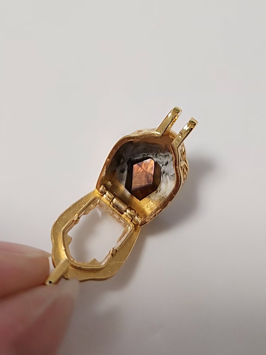 じゅんこ　浅草石フリマ5/16土のみ6階W-1,2「石部」 tweet media