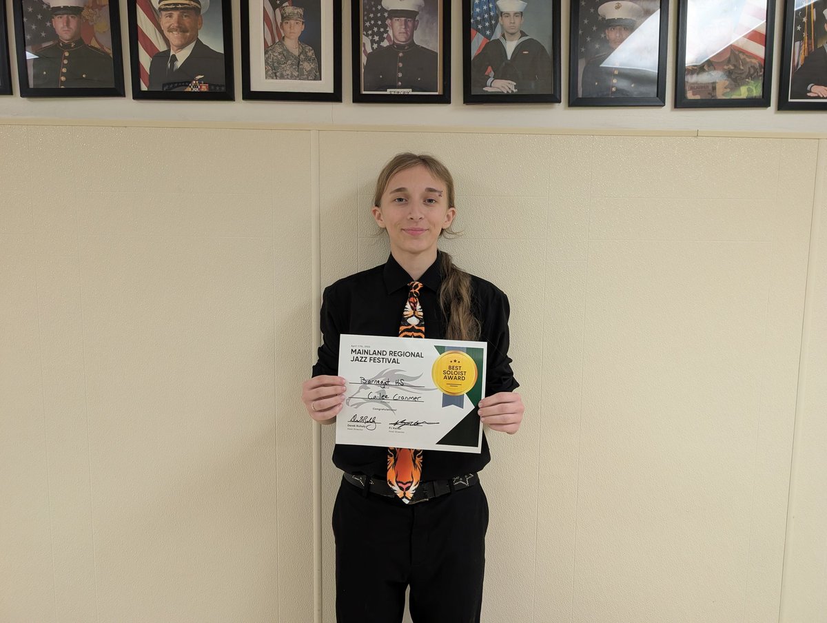 Congratulations to the BHS Jazz Ensemble for being awarded a Gold Rating at the Mainland Regional HS Jazz Festival tonight! Congrats to our Rhythm Section for being awarded Best Section. Lastly, congratulations to Cailee Cranmer for being awarded Best Soloist! 🎷🎺🎶🎹🎸
