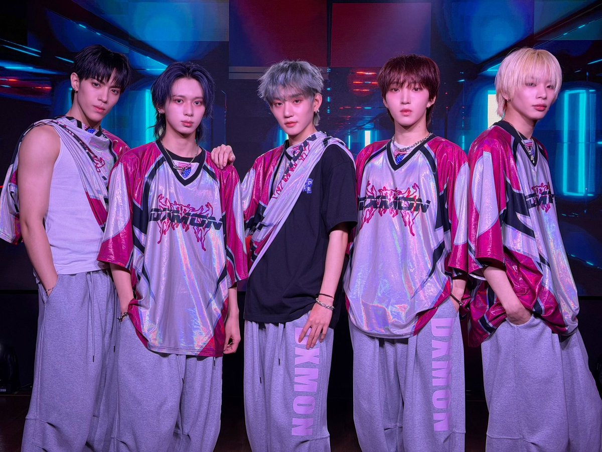 FCLIVE ROOKIE tweet media